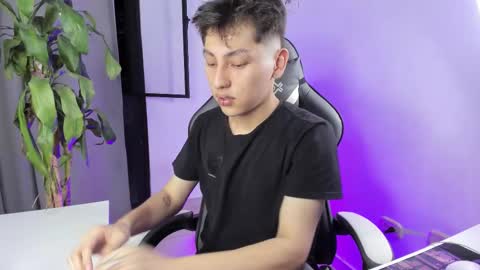 Nico  online show from March 2026 11:41:01 PM