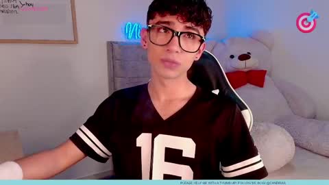 Snapshot of nico_prince chatting on April 2026 08:11:02 PM nico online show from April 2026 08:11:02 PM
