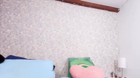 Snapshot of nicol_ferrer chatting on November 2025 03:16:02 AM Nicol online show from November 2025 03:16:02 AM