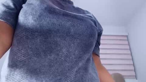 Snapshot of nicol_ferrer chatting on January 2026 02:58:02 AM Nicol online show from January 2026 02:58:02 AM