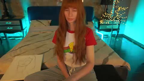 Nicol Moonn online show from May 2026 06:07:02 AM