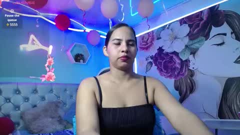 Snapshot of nicol_ross19 chatting on February 2026 02:20:02 AM nicol_ross19 online show from February 2026 02:20:02 AM