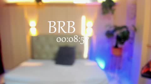 Snapshot of nicol_snow chatting on January 2025 04:08:02 PM Your baby Nicol online show from January 2025 04:08:02 PM