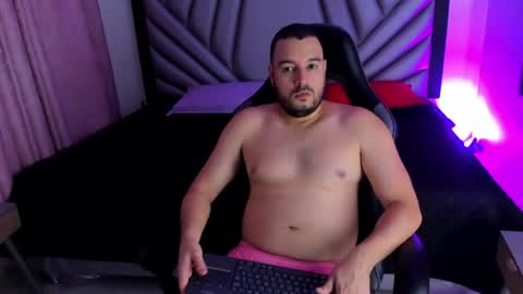 nicola_d_angelo online show from June 2026 07:24:01 PM