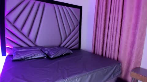 nicola_d_angelo online show from June 2026 07:18:02 PM