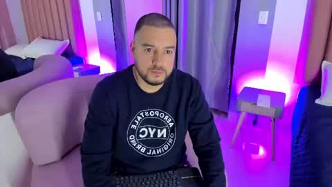 nicola_d_angelo online show from July 2026 08:44:01 PM