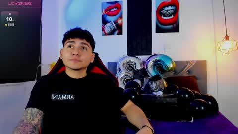 nicolas_james_sc online show from October 2025 03:08:01 PM