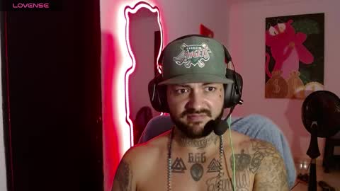 nicolas online show from January 2025 05:58:02 AM