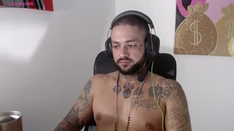 nicolas online show from February 2025 02:17:01 AM