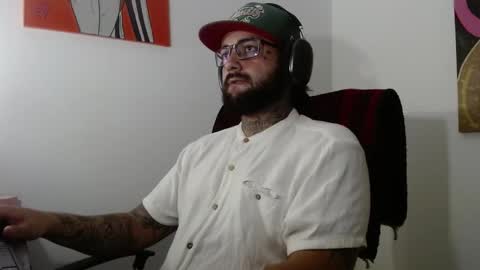 nicolas online show from February 2025 03:42:01 AM