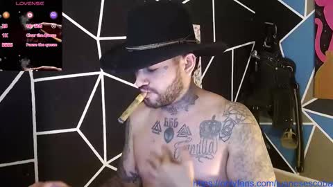 nicolas online show from October 2025 03:29:02 AM