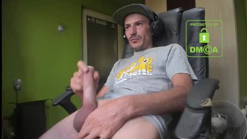 L. Nicolas online show from September 2025 08:25:02 AM