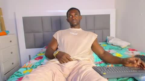 Nicolas online show from May 2026 04:26:02 PM
