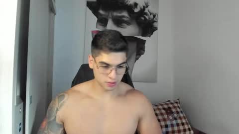 Snapshot of nicolasmuscle chatting on December 2024 09:48:01 PM Andres online show from December 2024 09:48:01 PM