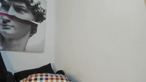 Snapshot of nicolasmuscle chatting on December 2024 12:53:02 AM Andres online show from December 2024 12:53:02 AM