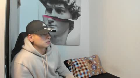 Snapshot of nicolasmuscle chatting on December 2024 04:59:02 AM Andres online show from December 2024 04:59:02 AM