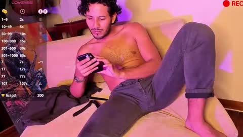 nicolasrodrii online show from December 2024 03:11:02 AM