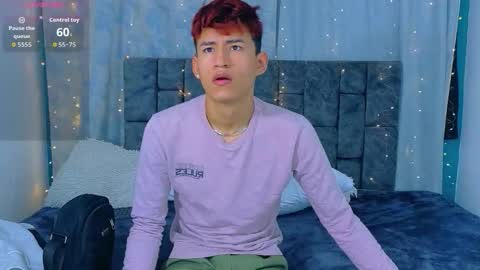 Snapshot of nicolastorres__ chatting on April 2026 08:01:01 AM nicolastorres__ online show from April 2026 08:01:01 AM