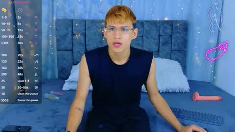 nicolastorres__ online show from April 2026 02:10:01 AM