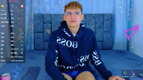 nicolastorres__ online show from May 2026 04:07:01 AM