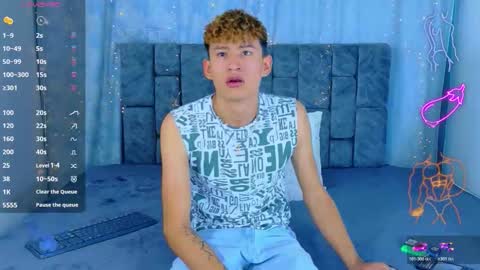 nicolastorres__ online show from May 2026 03:14:02 AM