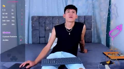 nicolastorres__ online show from June 2026 03:19:02 AM