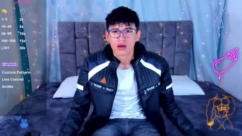 nicolastorres__ online show from June 2026 04:28:01 AM