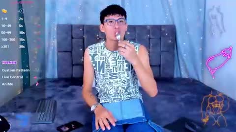 nicolastorres__ online show from June 2026 03:00:01 AM