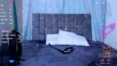 nicolastorres__ online show from June 2026 04:30:02 AM
