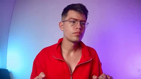 NicoLatinBoy online show from March 2026 09:17:01 PM