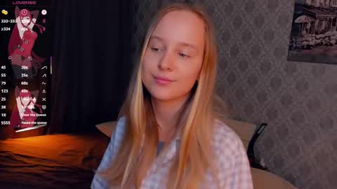 Snapshot of nicolavanderbie chatting on September 2025 05:29:02 PM Nicoletta online show from September 2025 05:29:02 PM