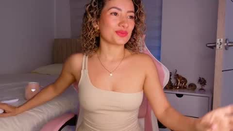 Nicol  online show from November 2025 03:12:02 PM