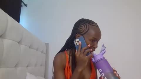 Snapshot of nicole161117 chatting on January 2026 07:56:01 AM nicole161117 online show from January 2026 07:56:01 AM