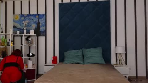 Lily  dont forget to thumbs up me online show from February 2025 09:32:02 AM