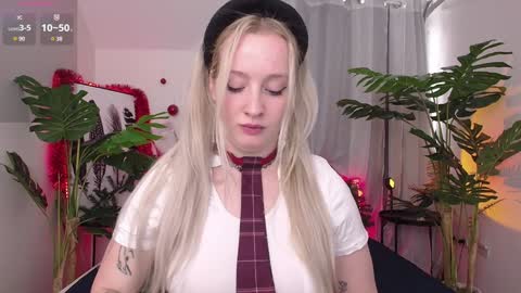 Snapshot of nicole__aniston__ chatting on January 2025 10:10:02 AM Nicole online show from January 2025 10:10:02 AM