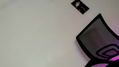 Snapshot of nicole_amore chatting on April 2026 07:45:01 AM ITS ME NICOLE online show from April 2026 07:45:01 AM