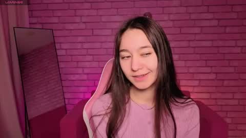 Nicole online show from May 2026 01:00:02 AM