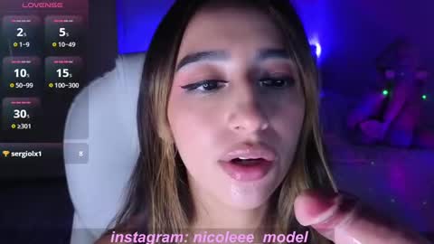 Snapshot of nicole_edwards chatting on September 2025 12:44:02 AM Nicole online show from September 2025 12:44:02 AM