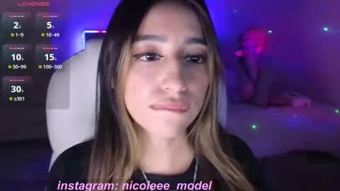 Snapshot of nicole_edwards chatting on September 2025 12:45:02 AM Nicole online show from September 2025 12:45:02 AM