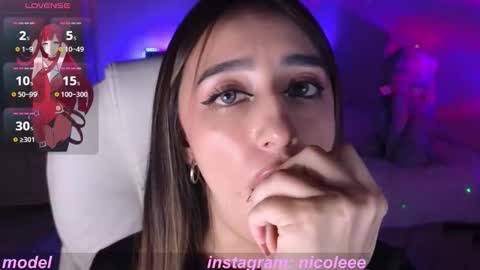 Snapshot of nicole_edwards chatting on September 2025 01:09:02 AM Nicole online show from September 2025 01:09:02 AM