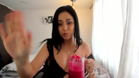 Nicole online show from April 2026 02:39:01 PM