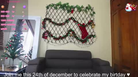 Nicole Santana online show from December 2024 08:00:01 PM