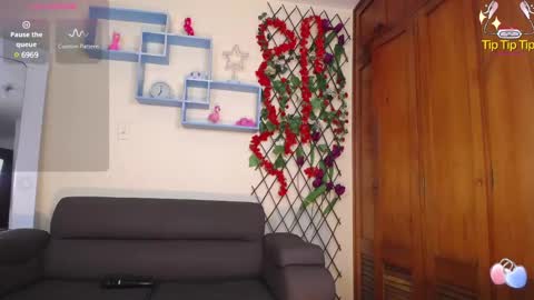 Nicole Santana online show from March 2025 06:21:01 AM