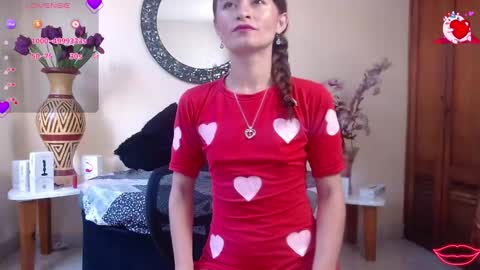 Nicole Santana online show from February 2026 07:44:02 PM