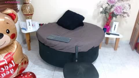 Nicole Santana online show from June 2026 10:48:02 PM