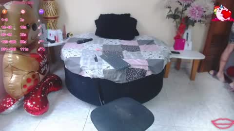 Nicole Santana online show from June 2026 10:10:01 PM