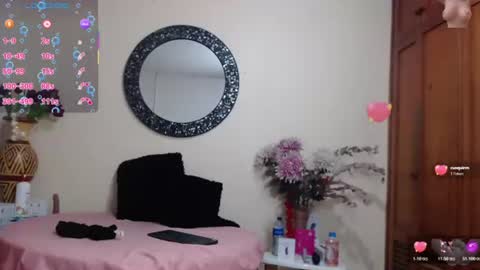 Nicole Santana online show from July 2026 11:18:01 PM