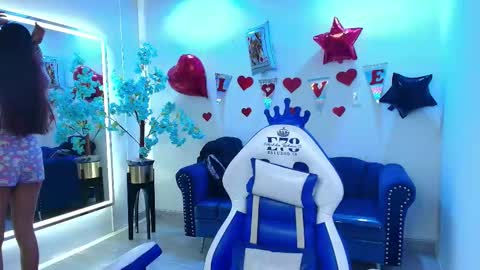 Snapshot of nicole_sounders chatting on February 2026 11:31:02 AM Nicolle online show from February 2026 11:31:02 AM