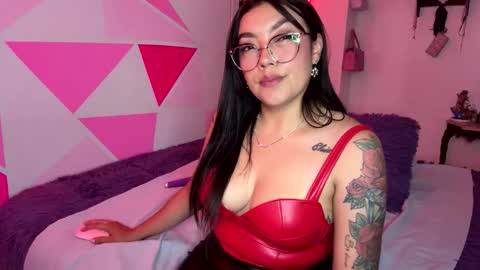 Nicole online show from January 2026 05:43:02 AM