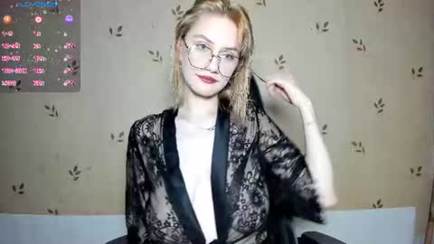 NicoleDavis online show from June 2026 07:26:01 PM